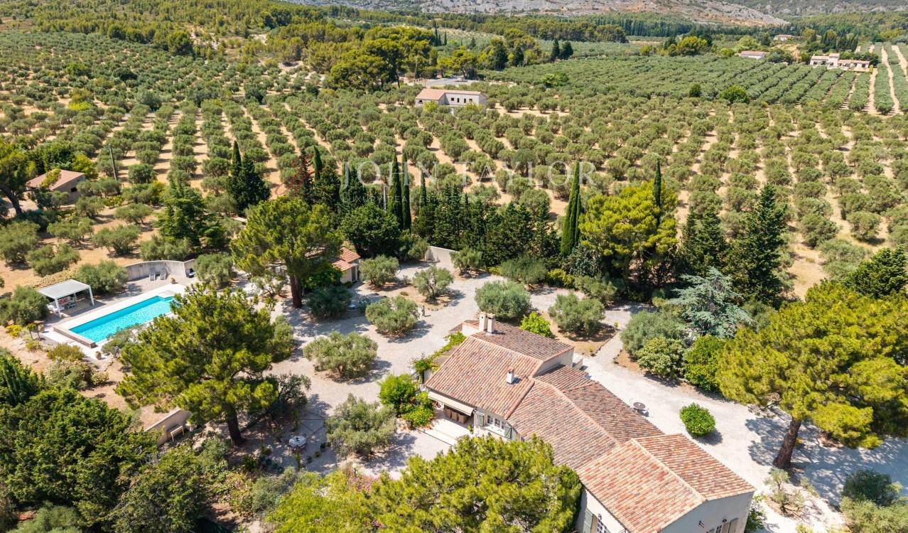 Maison à vendre, 180m², Mouriès