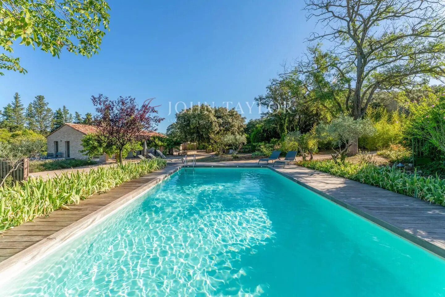 Maison à vendre, 200m², Eygalières