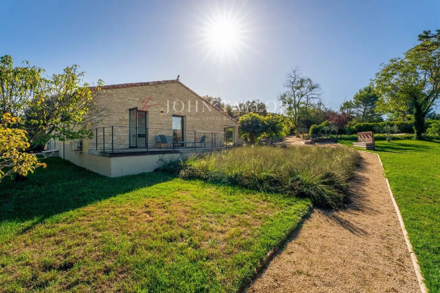 Maison à vendre, 200m², Eygalières