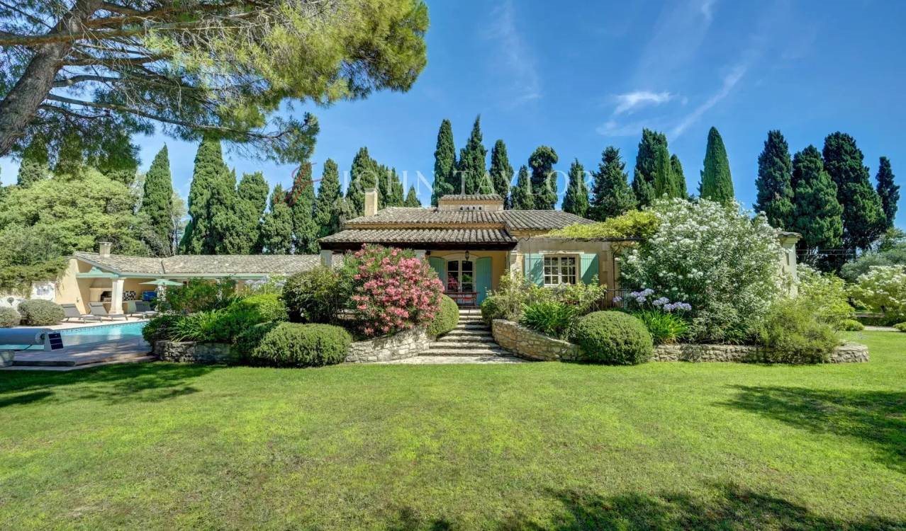 Maison à vendre, 280m², Saint-Rémy-de-Provence