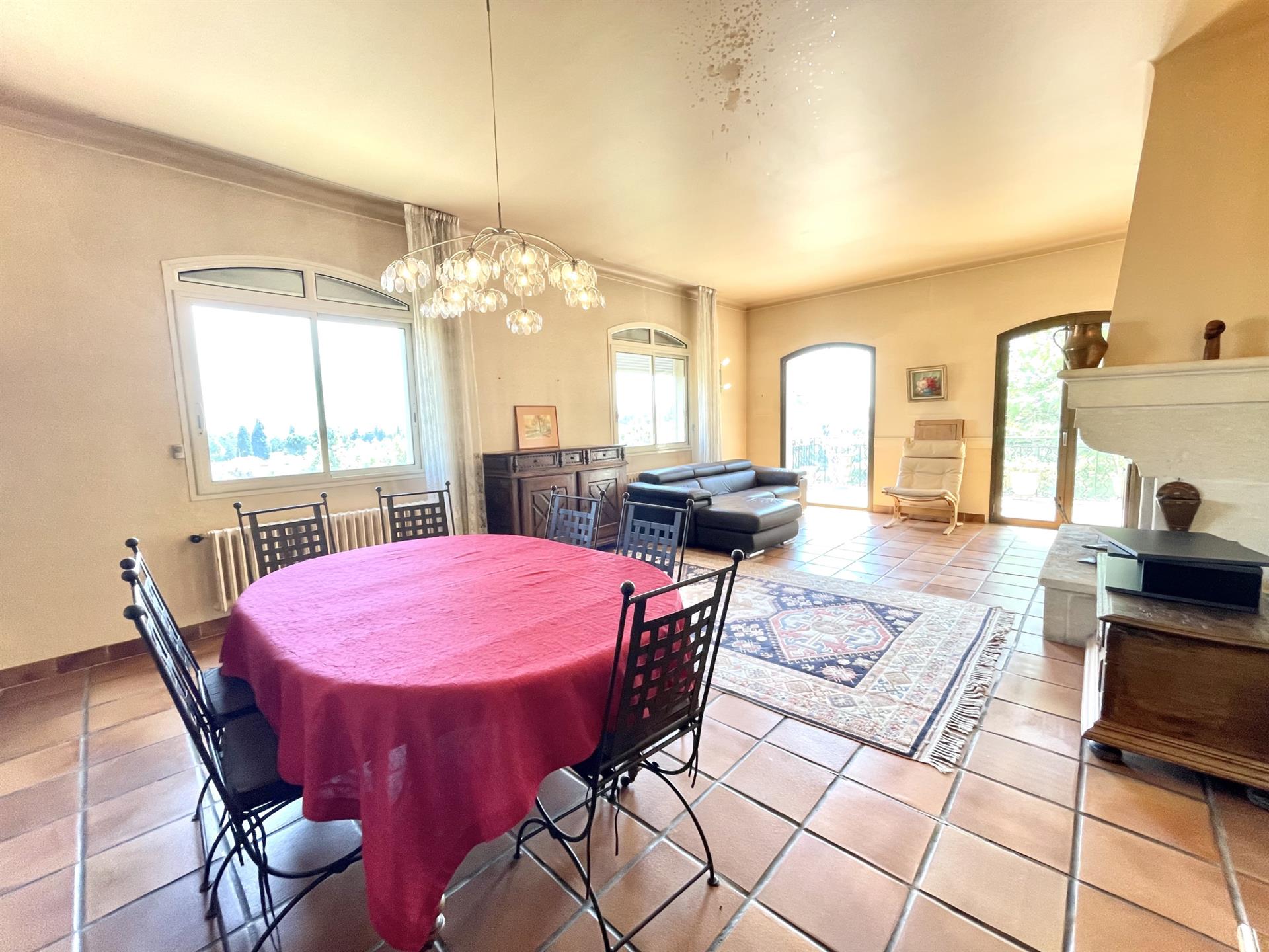 Maison à vendre, 364m², Clermont-l'Hérault