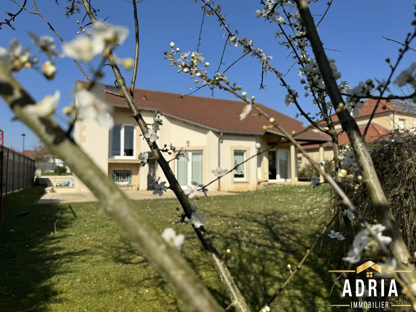 Maison à vendre, 196m², Bertrange