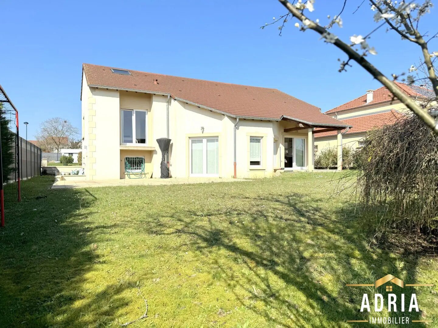 Maison à vendre, 196m², Bertrange