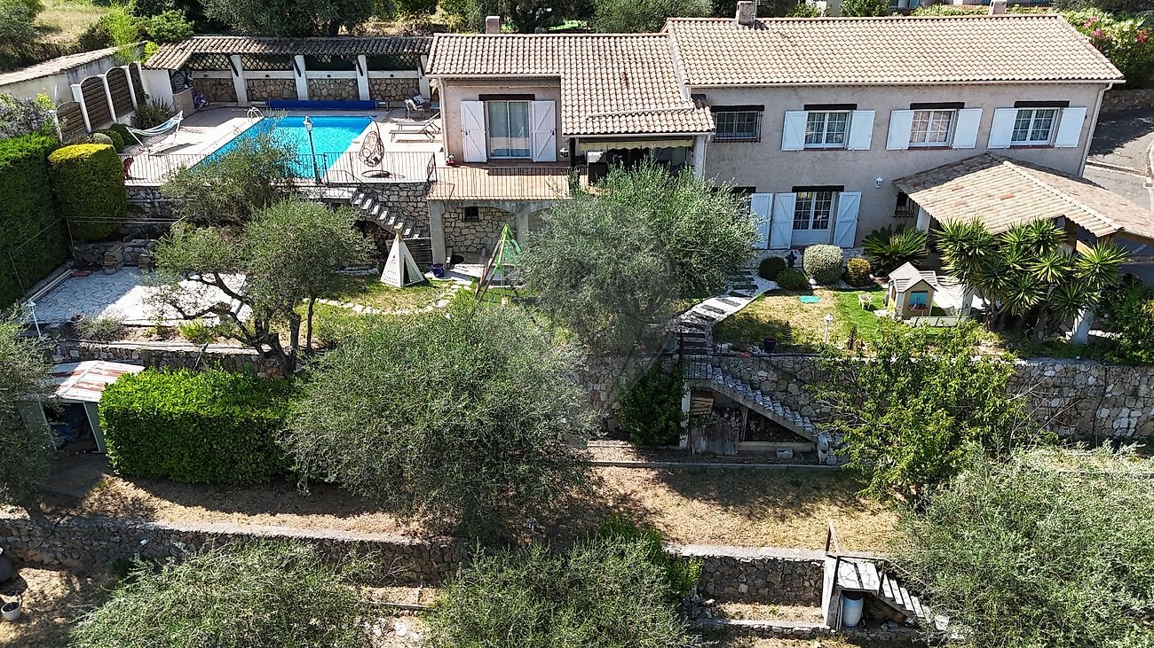 Maison à vendre, 140m², Gattières