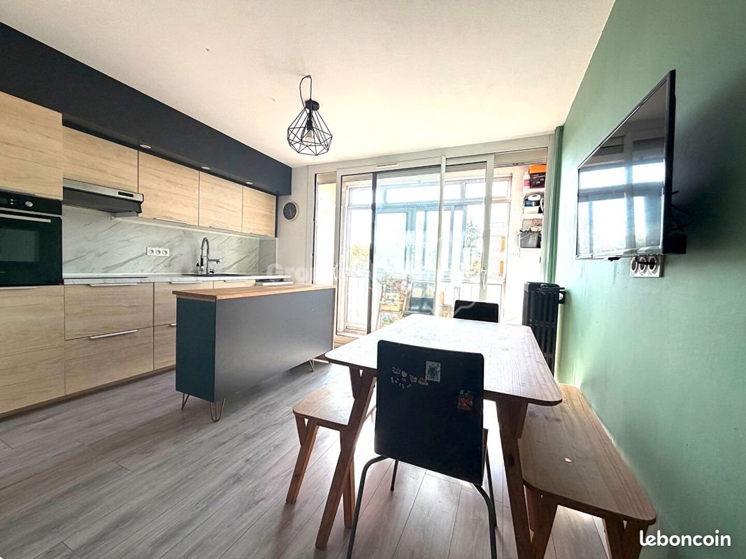 Appartement à louer, 85m², Miramas
