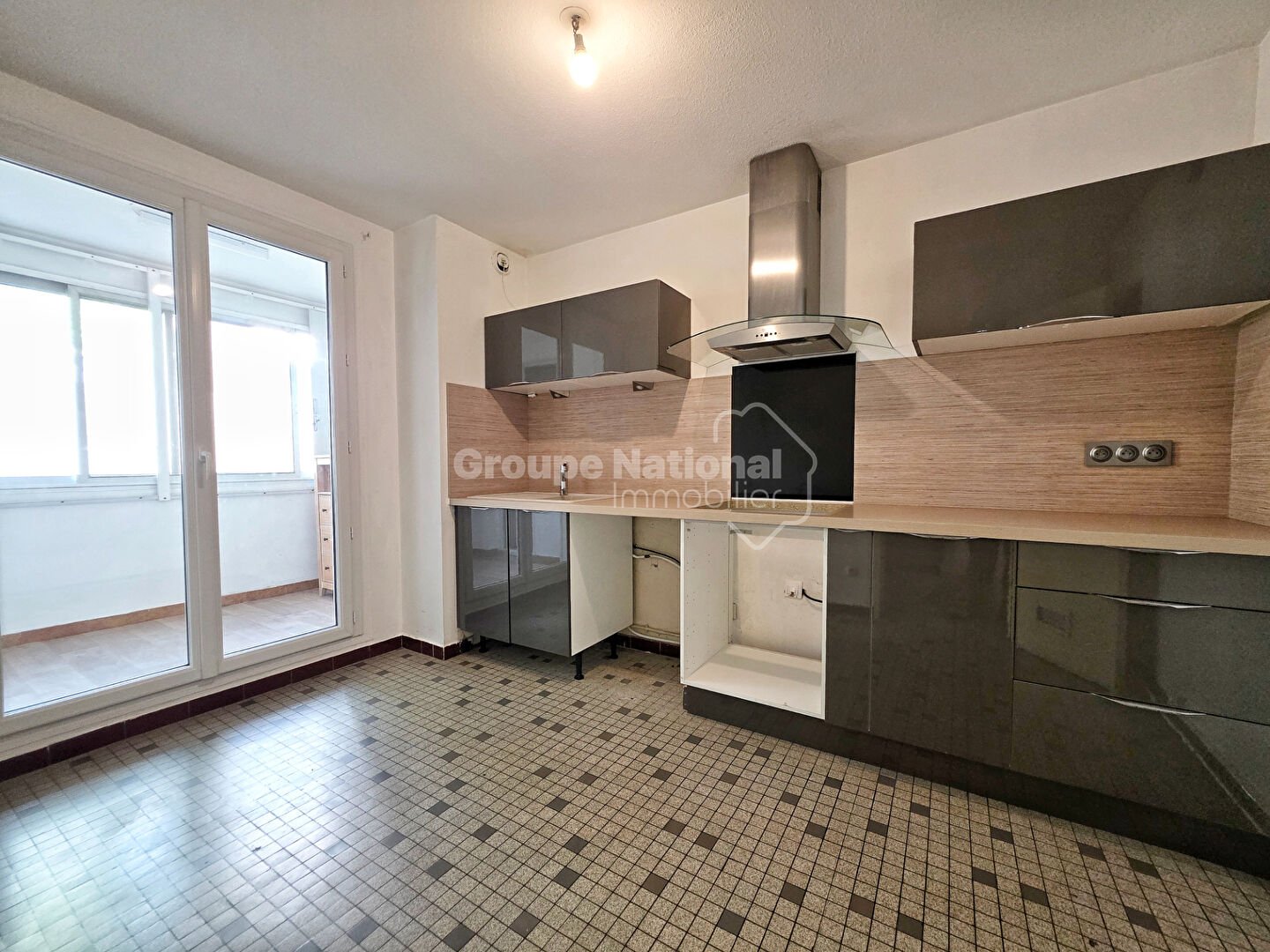 Appartement à vendre, 70m², Miramas