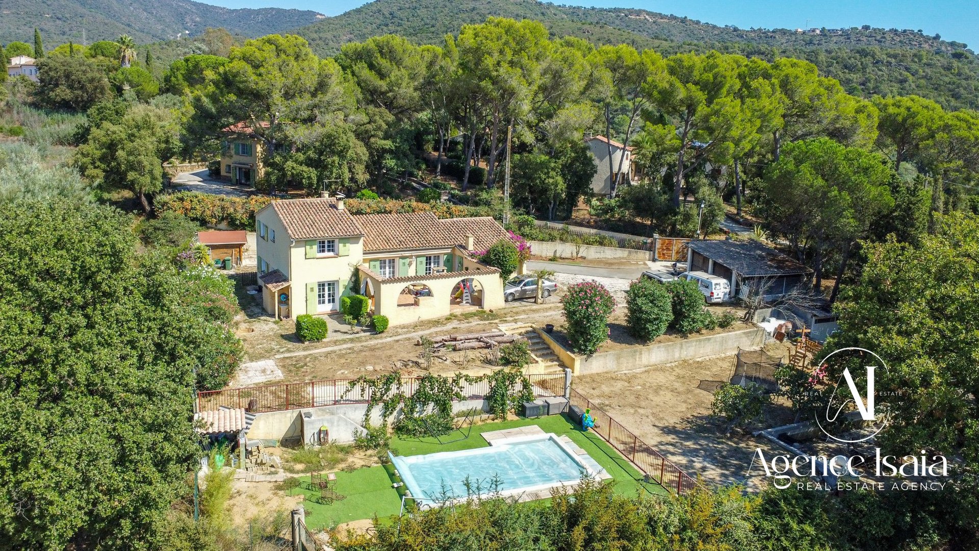 Maison à vendre, 141m², Bormes-les-Mimosas