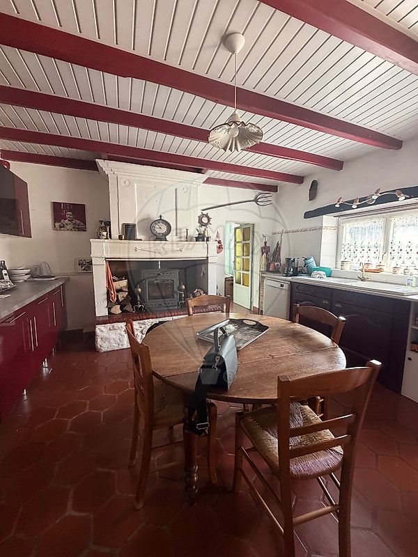 Maison à vendre, 145m², Pisany