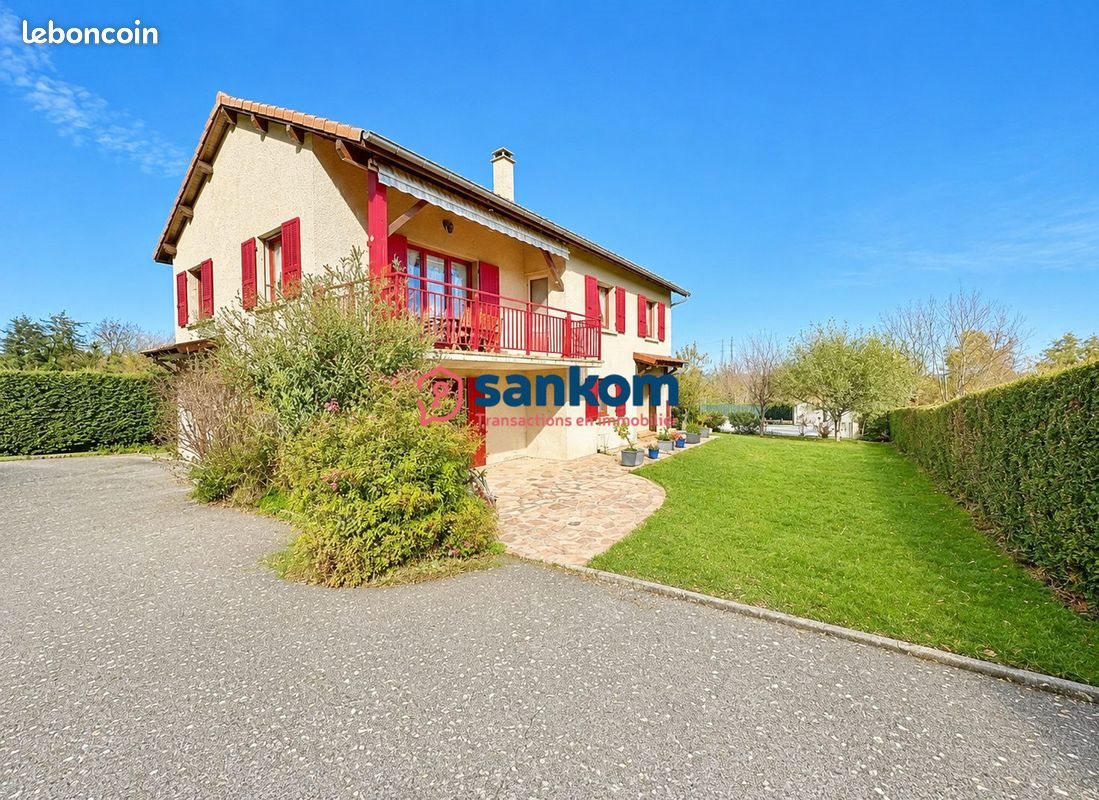 Maison à vendre, 130m², Sanssac-l'Eglise