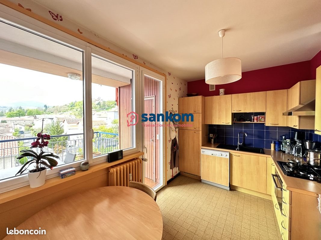 Appartement à vendre, 104m², Vals-près-le-Puy