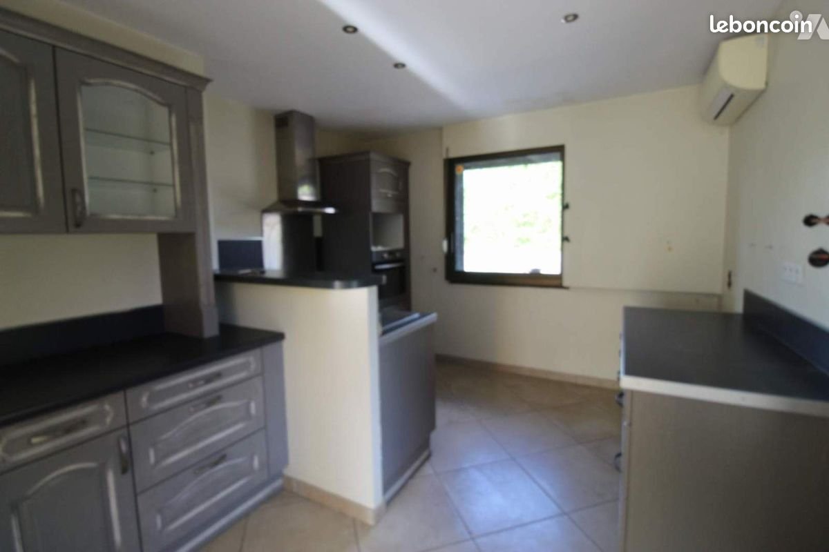 Maison à vendre, 82m², Michery