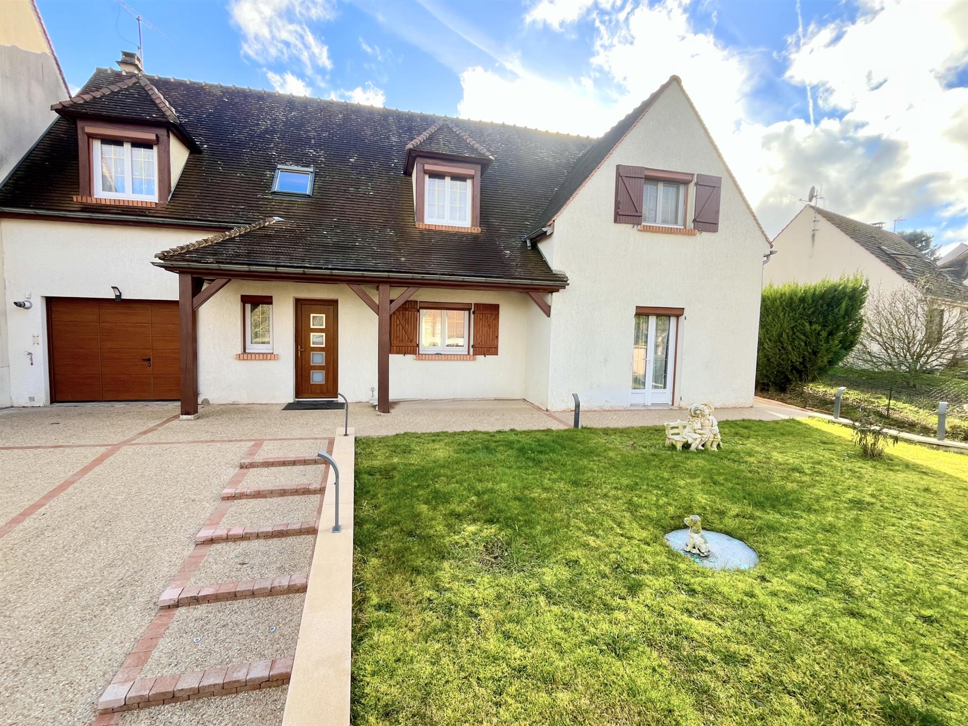Maison à vendre, 160m², Coulommiers