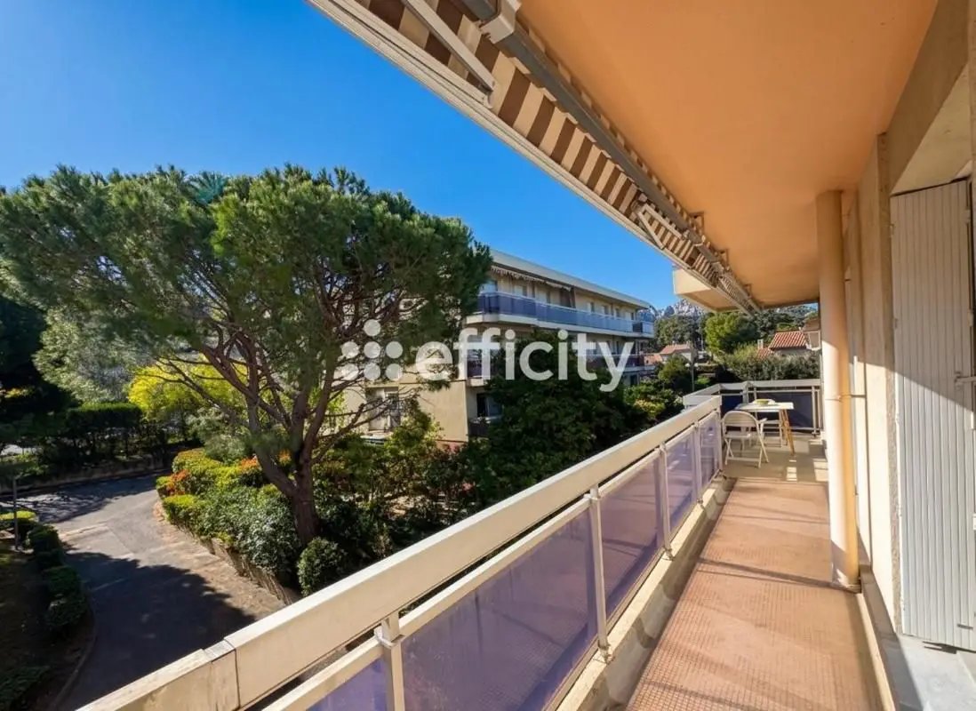 Appartement à vendre, 104m², Marseille 8ème