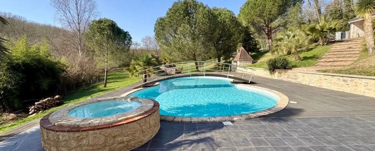 Maison à vendre, 328m², Saint-Hilaire-de-Lusignan