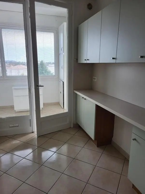Appartement à louer, 107m², Agen