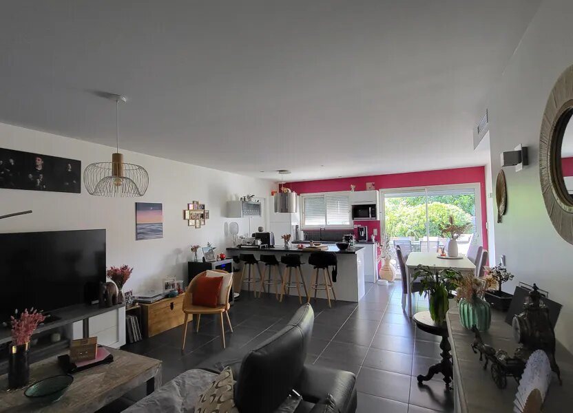 Maison à louer, 81m², Roquefort