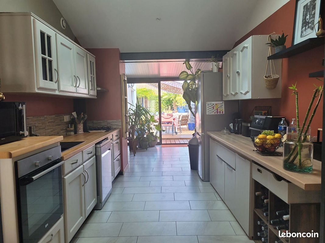 Maison à vendre, 93m², Rochefort