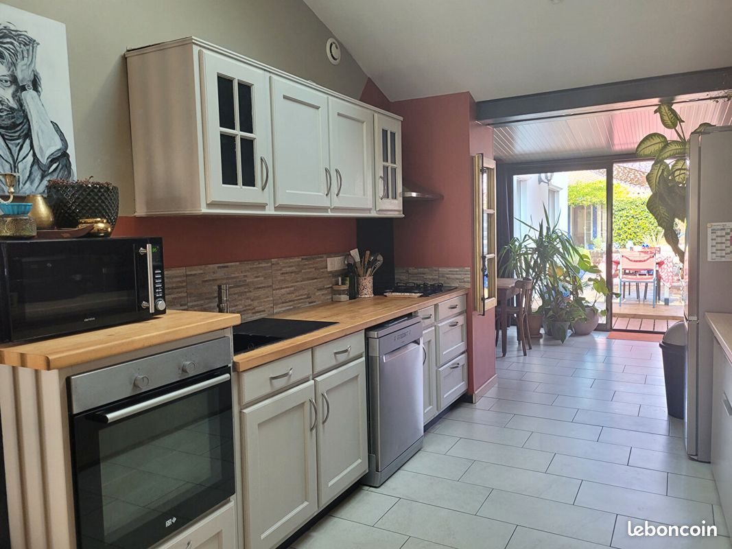 Maison à vendre, 93m², Rochefort