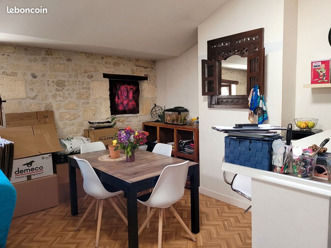 Appartement à louer, 58m², Rochefort