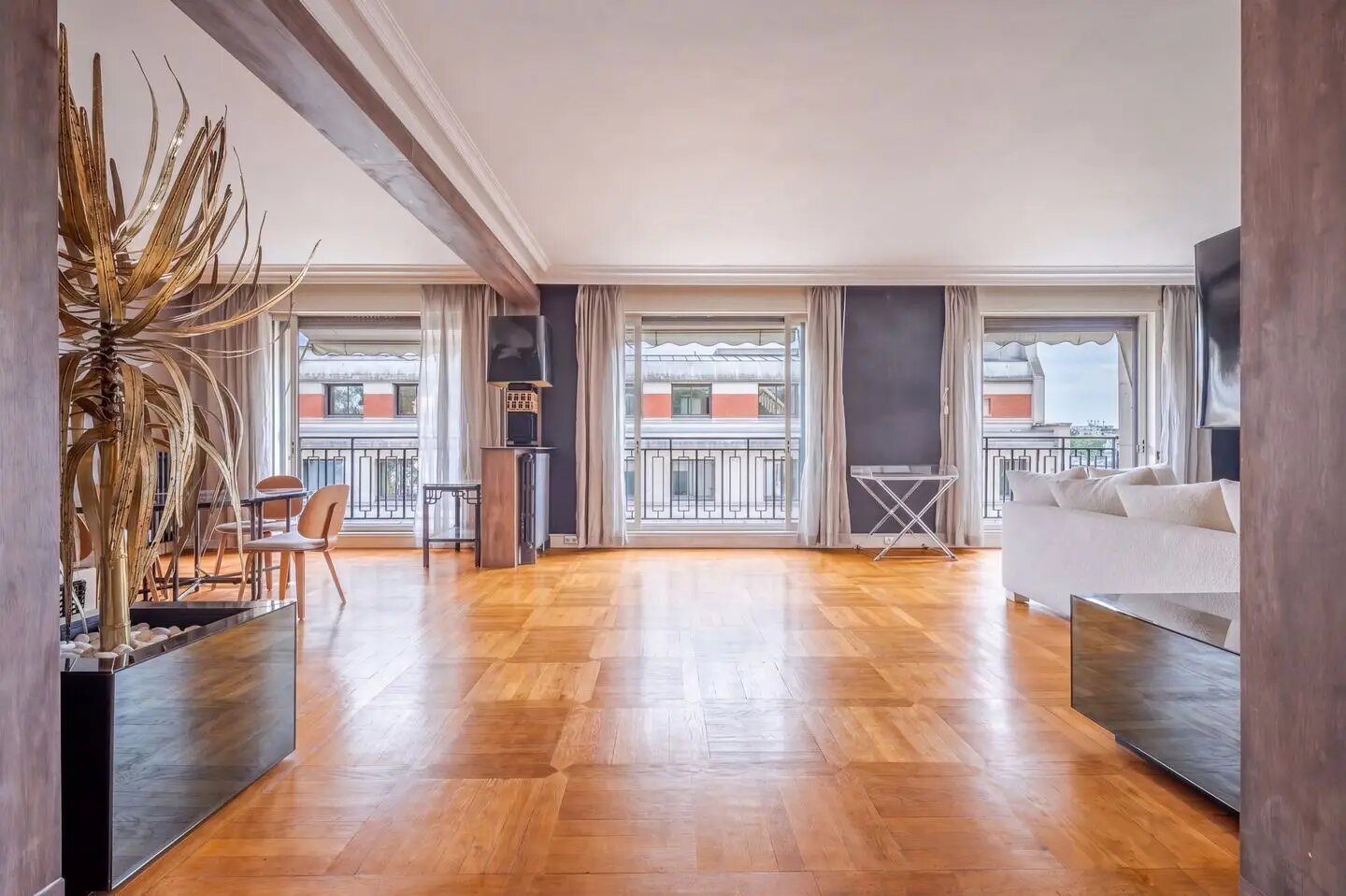 Appartement à louer, 144m², Paris 8ème