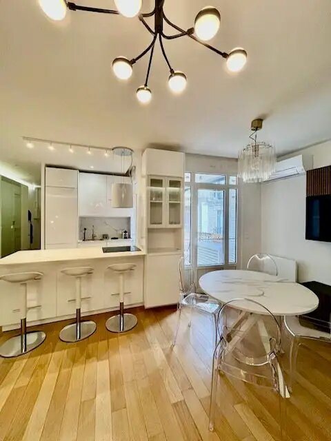 Appartement à louer, 87m², Paris 16ème