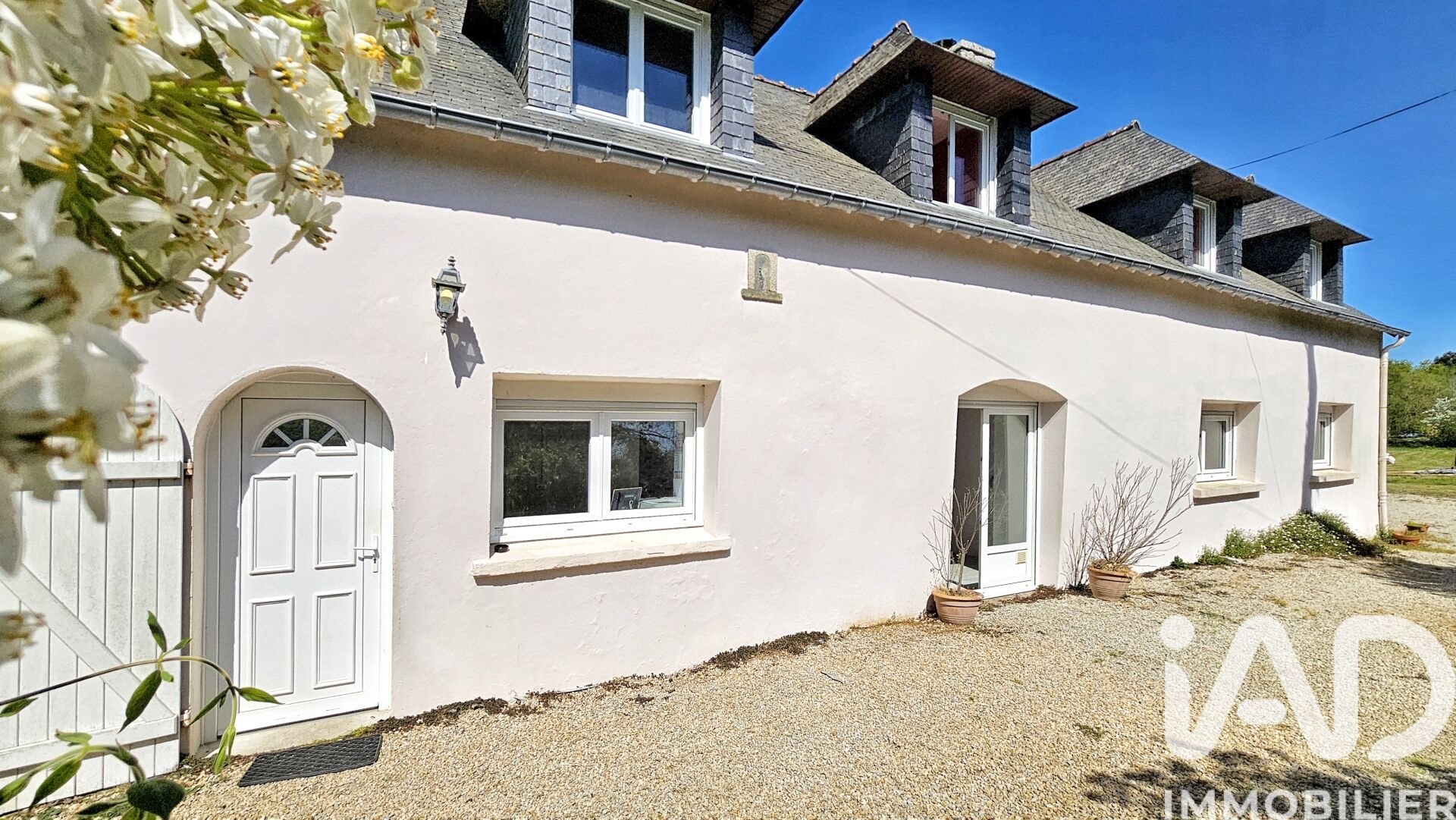 Maison à vendre, 137m², Plumergat
