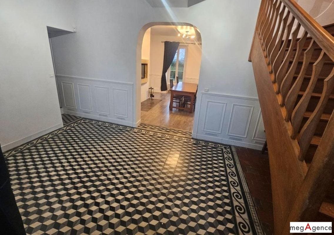 Maison à vendre, 213m², Cloyes-les-Trois-Rivières