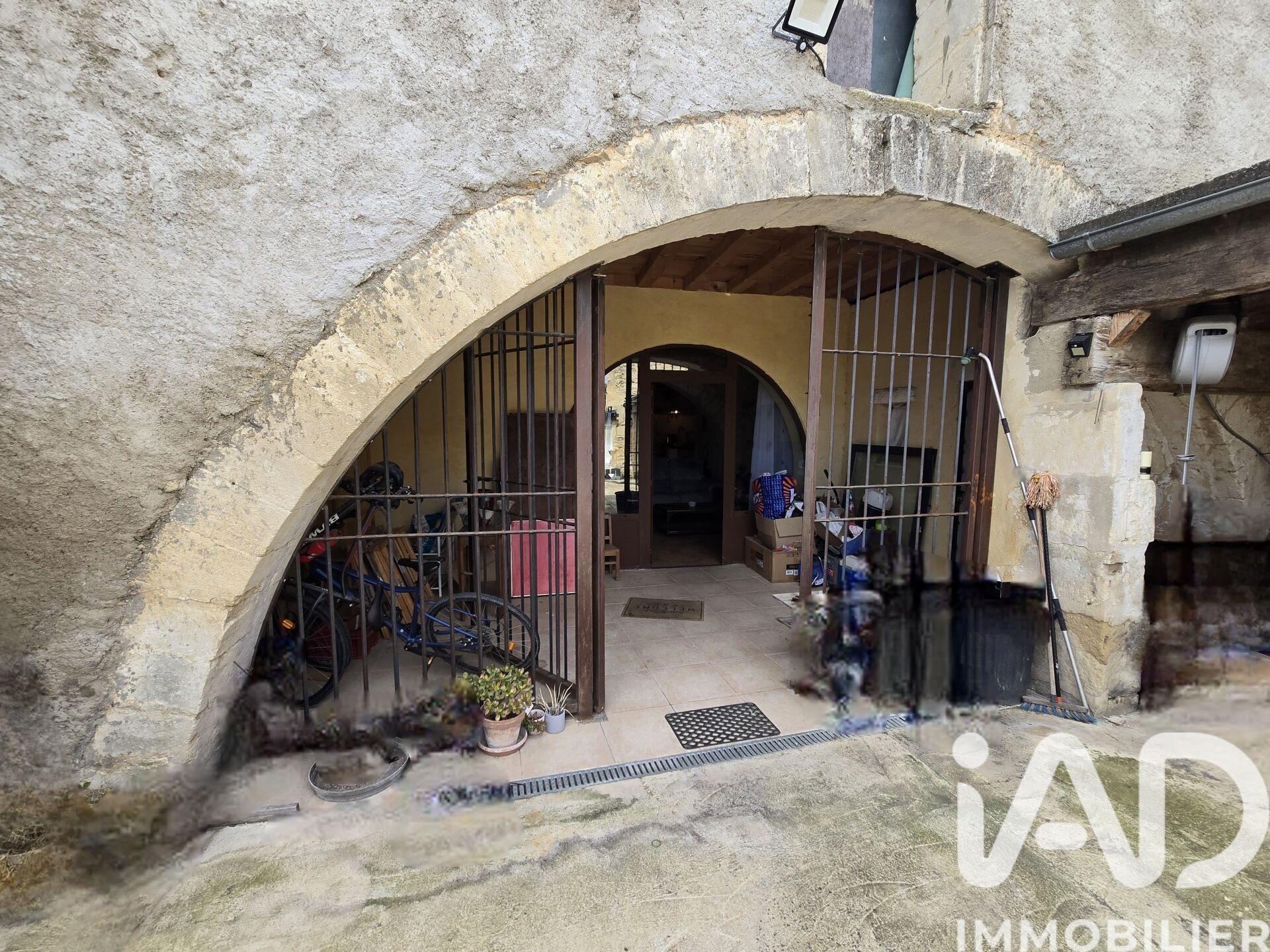 Maison à vendre, 160m², Jonquières-Saint-Vincent