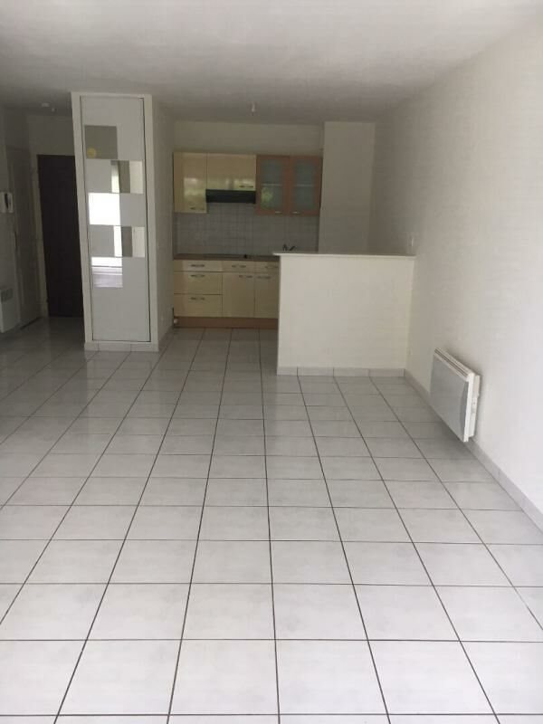 Appartement à louer, 45m², Hérouville-Saint-Clair