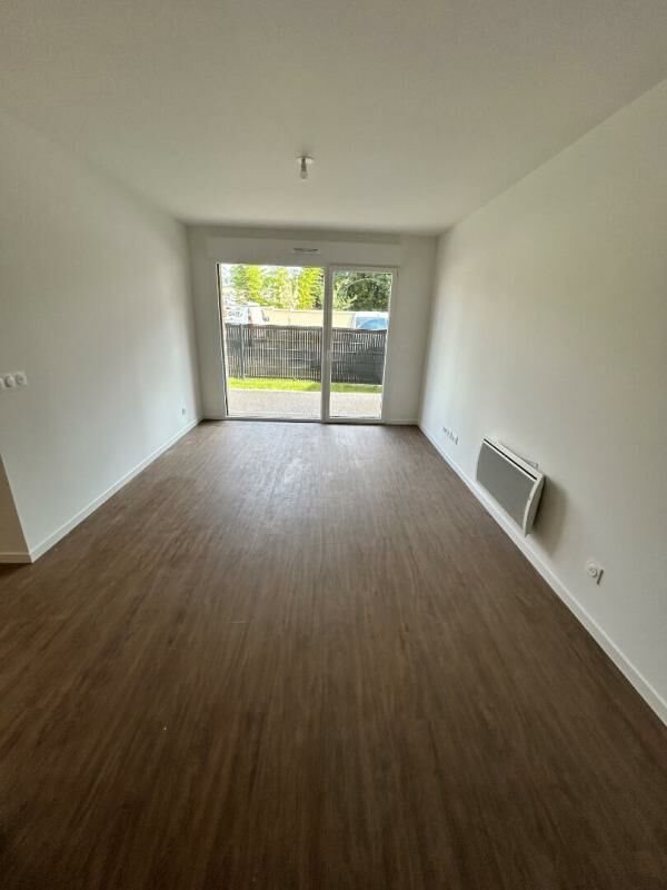 Appartement à louer, 39m², Carpiquet