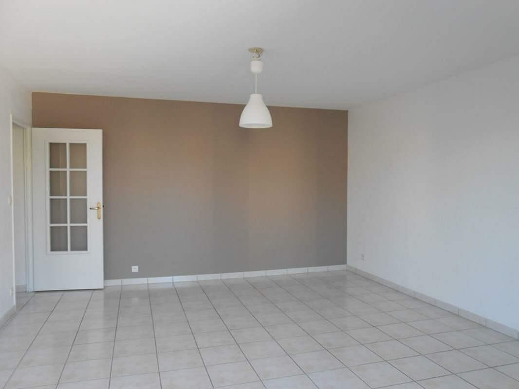 Appartement à louer, 43m², Caen