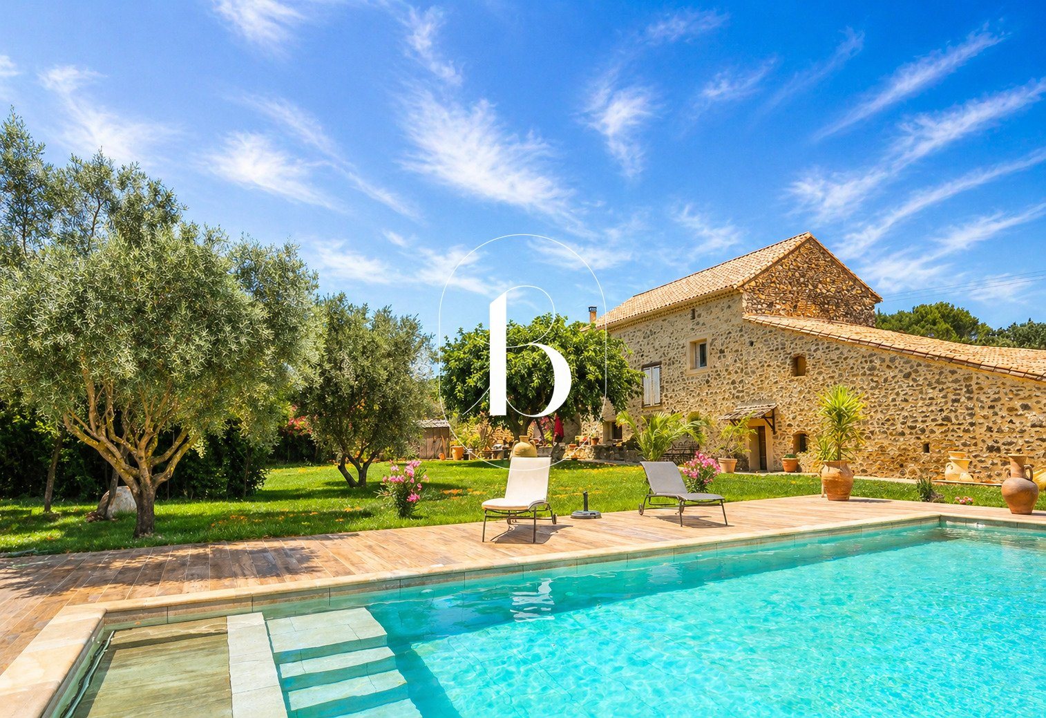 Maison à vendre, 260m², Laudun-l'Ardoise