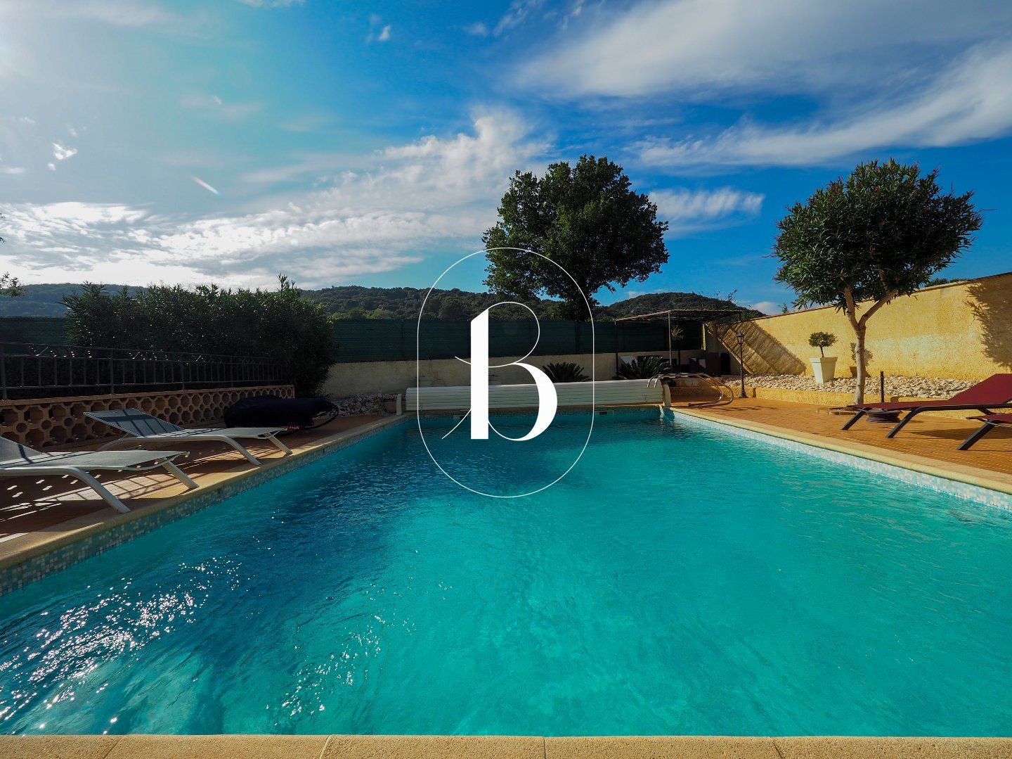 Maison à vendre, 170m², Saint-Victor-la-Coste