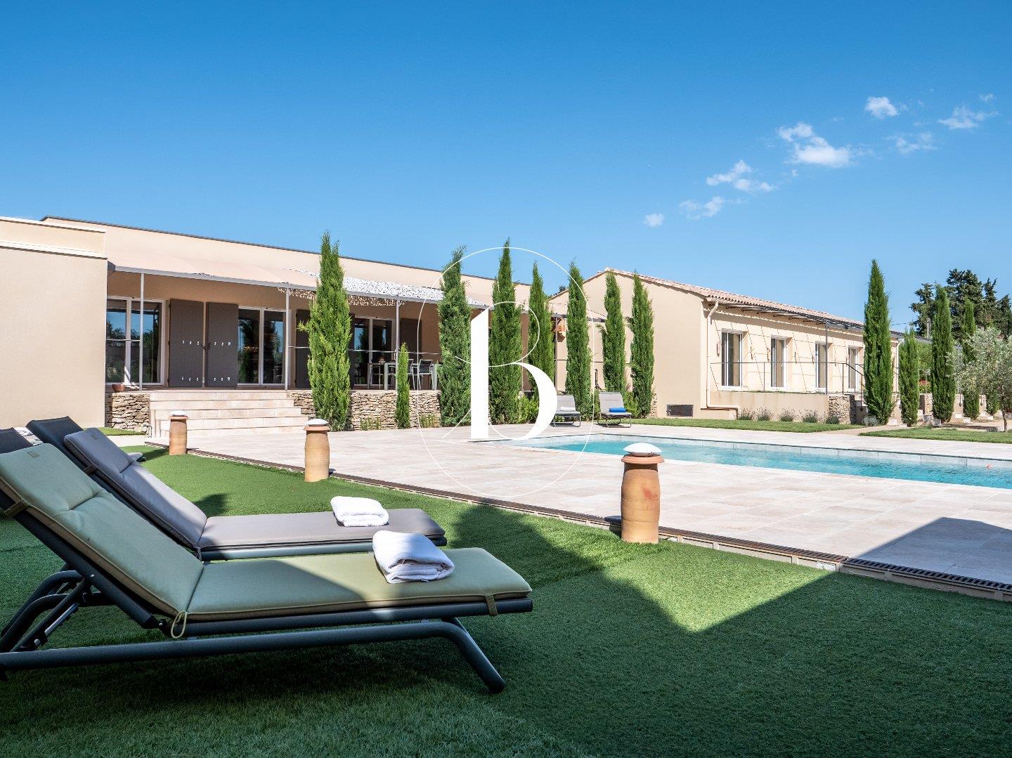 Maison à vendre, 267m², Uzès