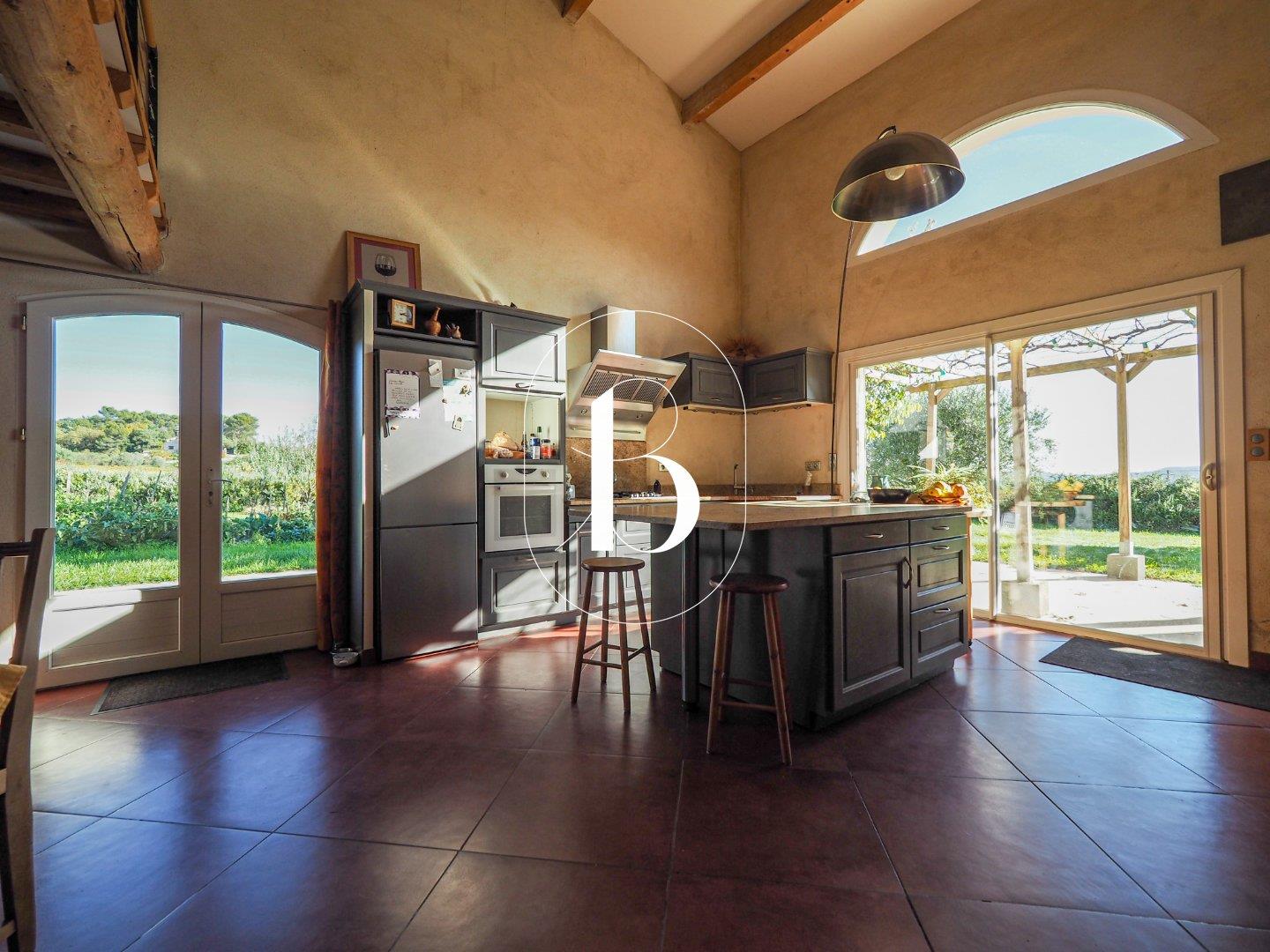 Maison à vendre, 260m², Goudargues