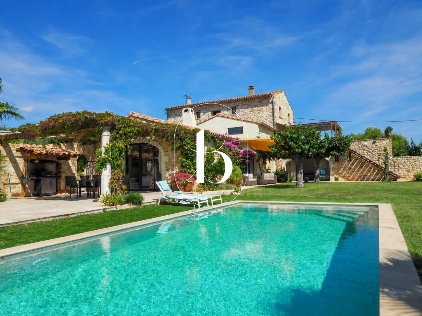 Maison à vendre, 365m², Uzès