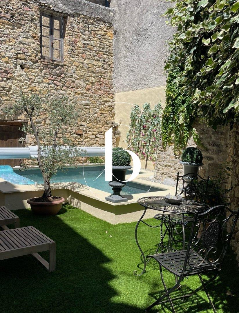 Maison à vendre, 177m², Uzès