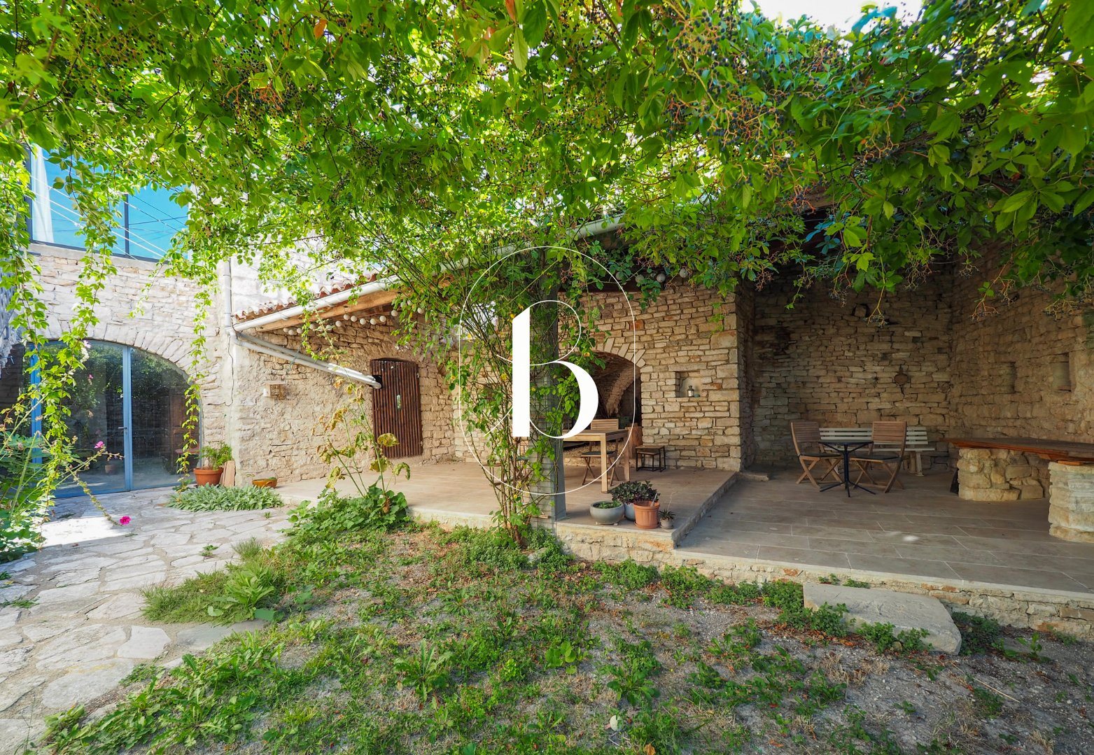 Maison à vendre, 190m², Orgnac-l'Aven