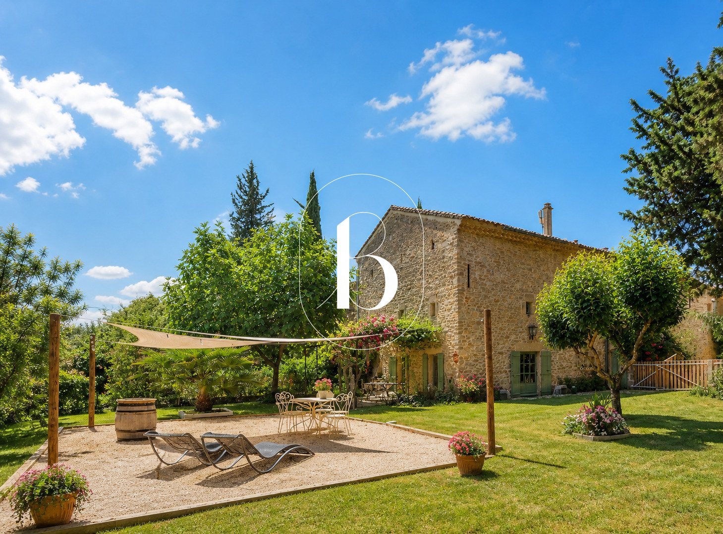 Maison à vendre, 393m², Saint-Victor-la-Coste