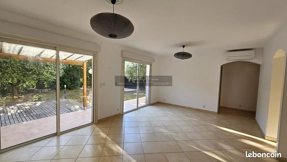 Maison à louer, 84m², Fréjus