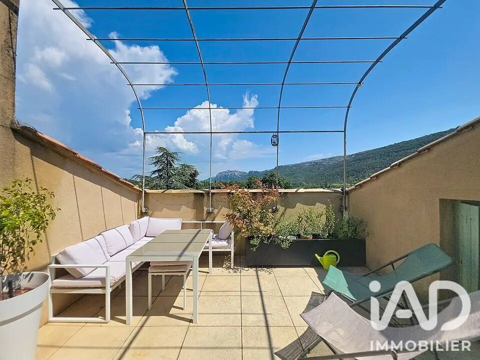 Appartement à vendre, 87m², Plan-d'Aups-Sainte-Baume