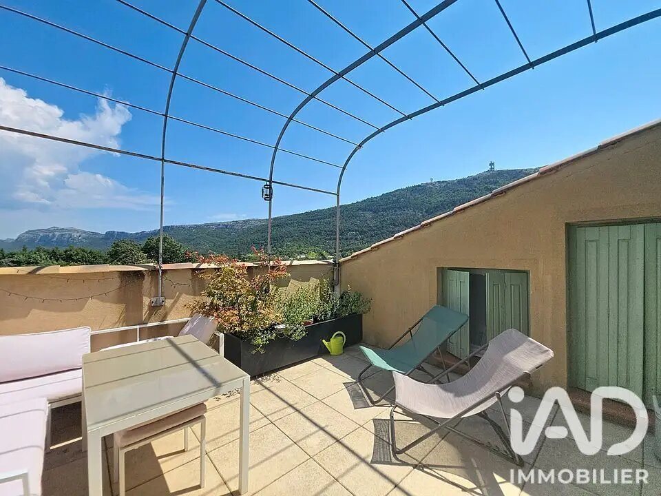 Appartement à vendre, 87m², Plan-d'Aups-Sainte-Baume