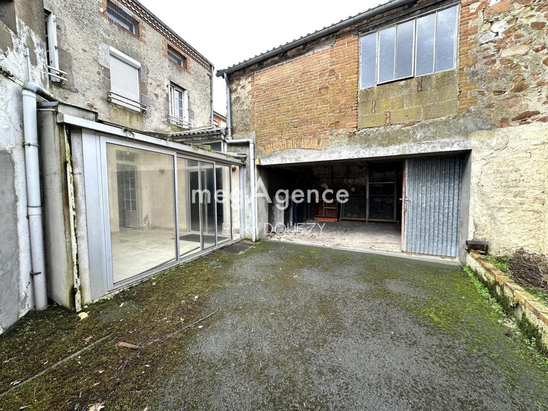 Maison à vendre, 178m², Yzernay