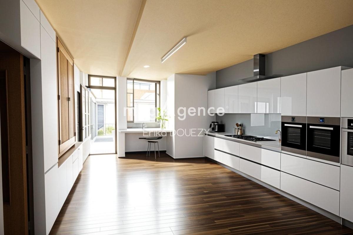 Maison à vendre, 178m², Yzernay