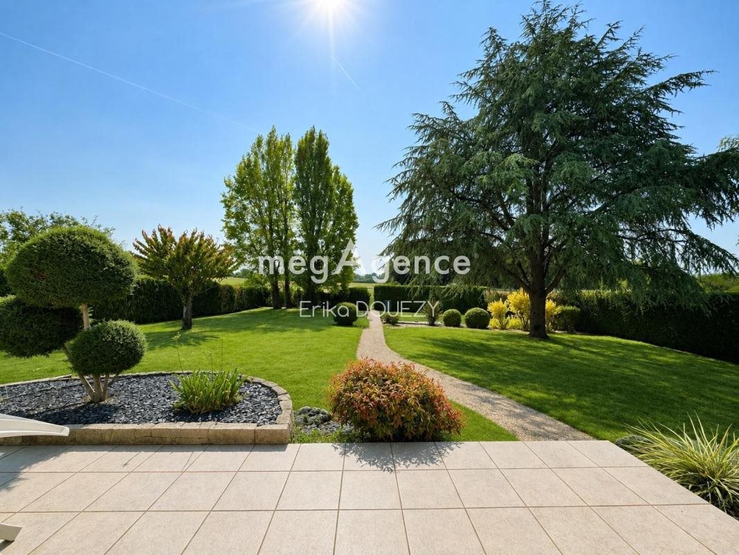 Maison à vendre, 94m², Yzernay
