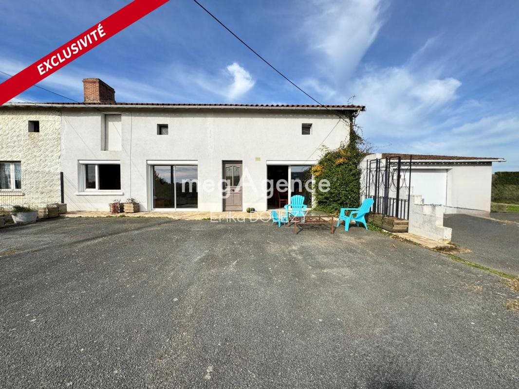 Maison à vendre, 117m², Yzernay