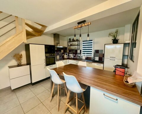 Maison à vendre, 92m², La Gouesnière