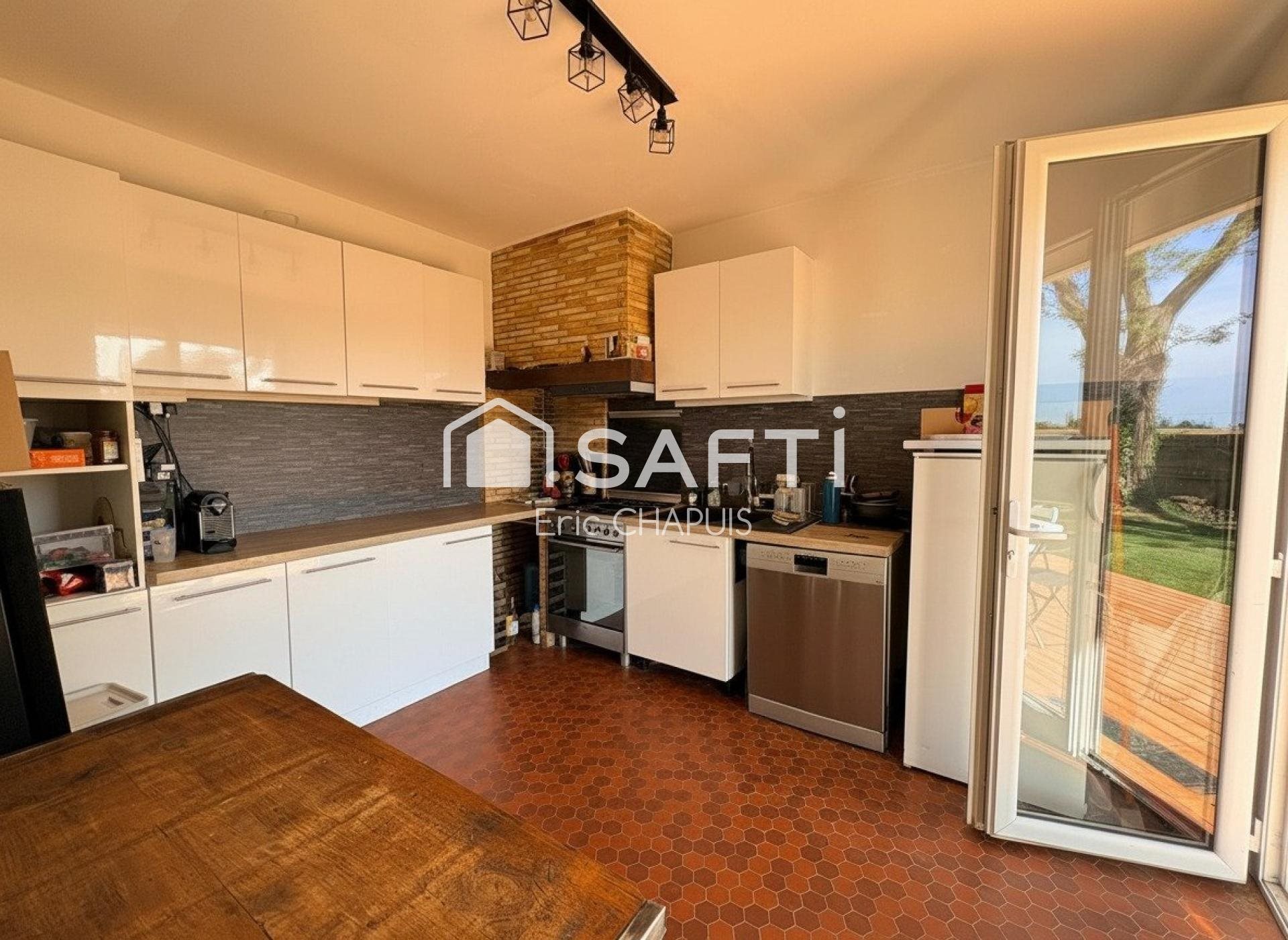 Maison à vendre, 151m², Noyal-sur-Vilaine