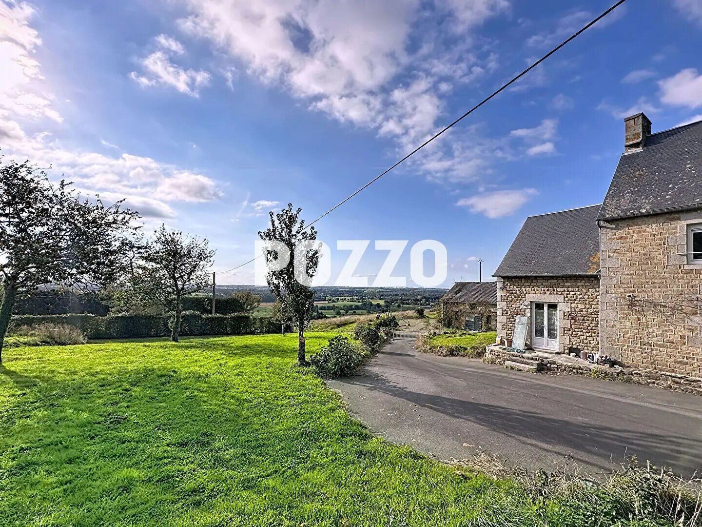 Maison à vendre, 138m², Saint-Laurent-de-Terregatte