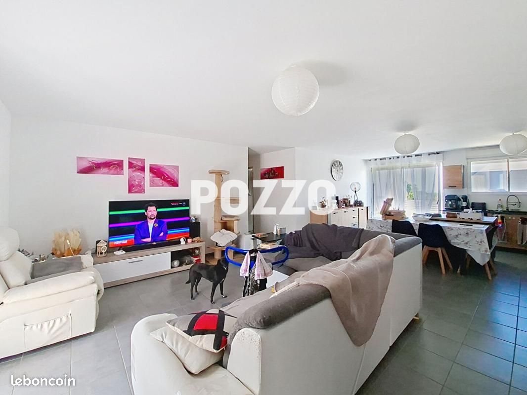 Maison à vendre, 88m², Sougéal